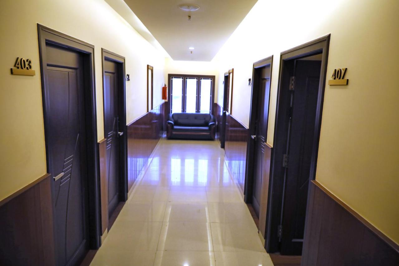 Taz Kamar Family Hotel Chennai Esterno foto