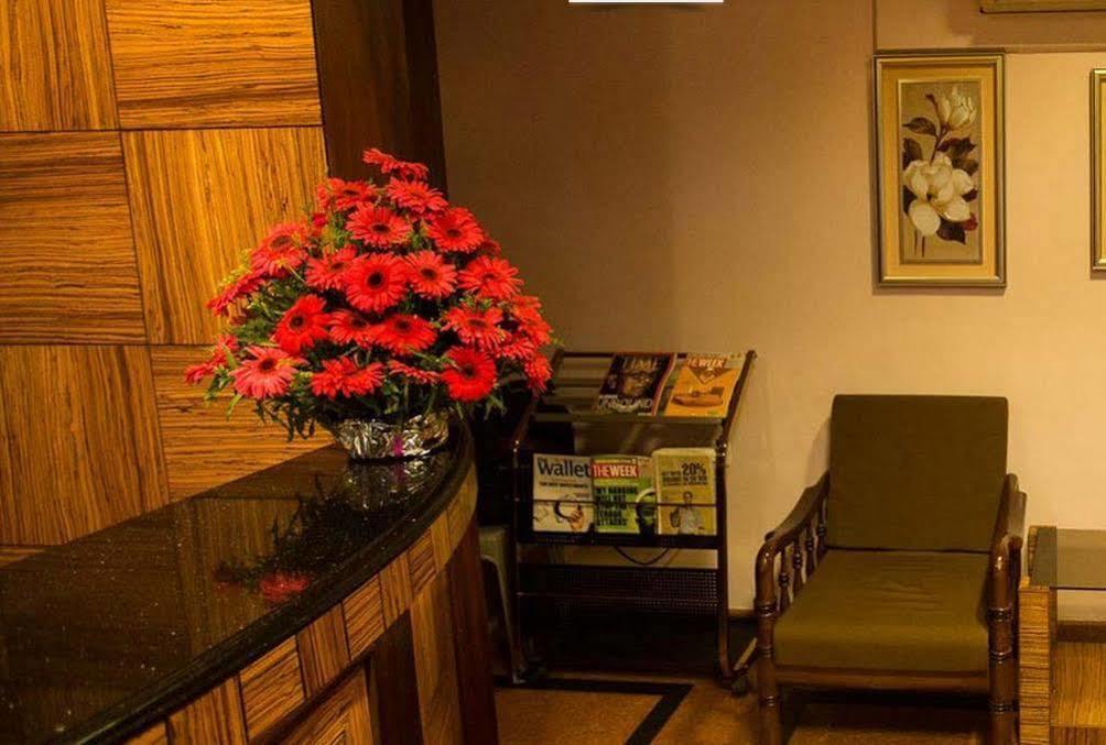 Taz Kamar Family Hotel Chennai Esterno foto
